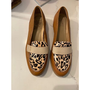 Women's Naturalizer Loafers Brown Leopard Size 8 EUC